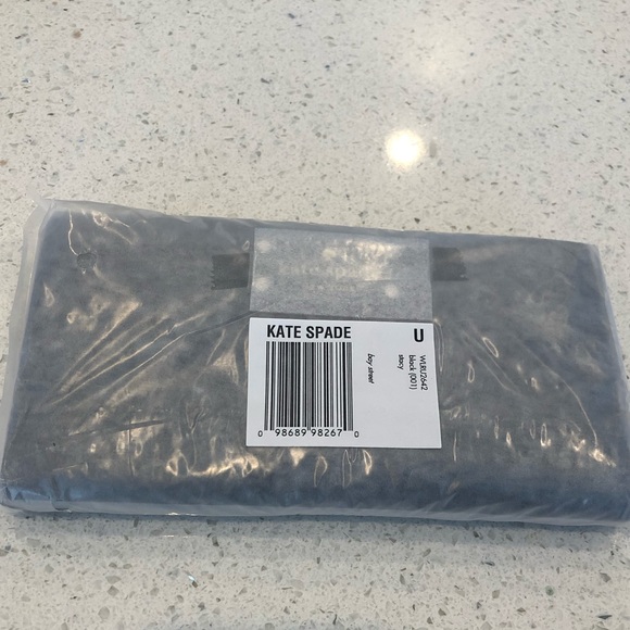 Bay Street Stacy - Picture 5 of 5